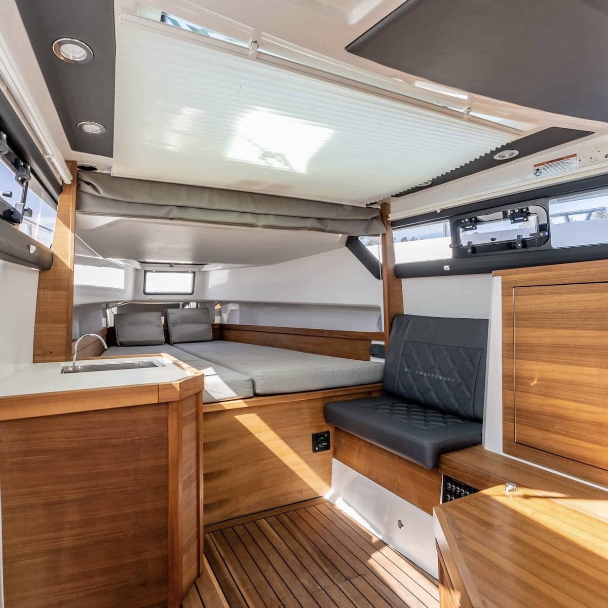 SeaTampaBay-Cabin-2