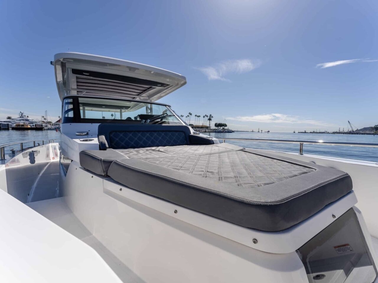 SeaTampaBay-Sunbed-2
